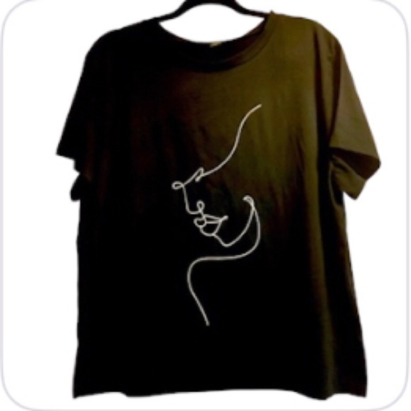 💜3/$30 SHEIN Curve 2X Woman with Hat, One-Line-Artist Minimalist Black T shirt - Picture 1 of 12